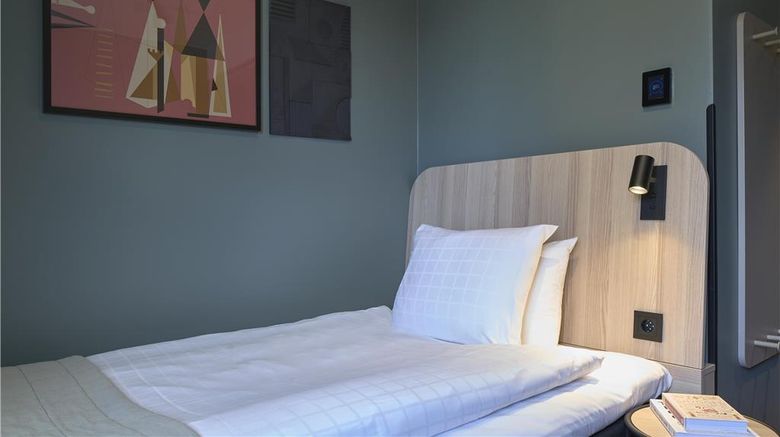 <b>Scandic Hotel Malmen Room</b>. Images powered by <a href="https://iceportal.shijigroup.com/" title="IcePortal" target="_blank">IcePortal</a>.