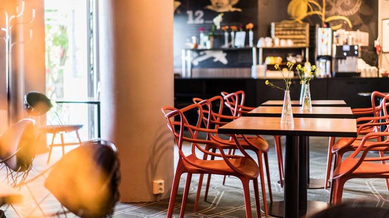 <b>Scandic Hotel Upplands Vasby Lobby</b>. Images powered by <a href="https://iceportal.shijigroup.com/" title="IcePortal" target="_blank">IcePortal</a>.