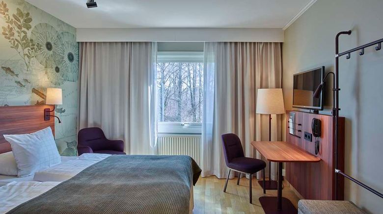 <b>Scandic Hotel Vaxjo Room</b>. Images powered by <a href="https://iceportal.shijigroup.com/" title="IcePortal" target="_blank">IcePortal</a>.