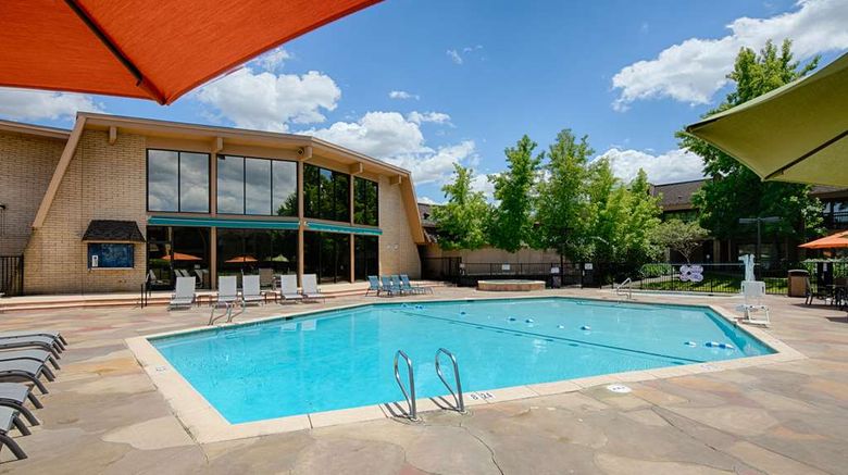 <b>Red Lion Hotel Redding Pool</b>. Images powered by <a href="https://iceportal.shijigroup.com/" title="IcePortal" target="_blank">IcePortal</a>.