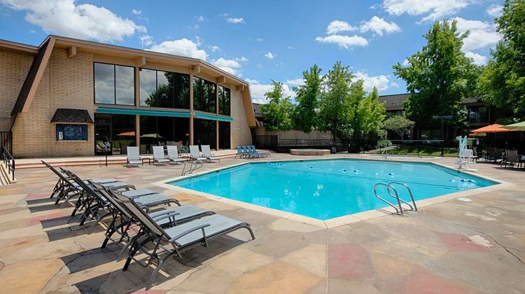Red Lion Hotel Redding Pool