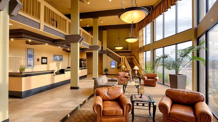 Red Lion Hotel Redding Lobby