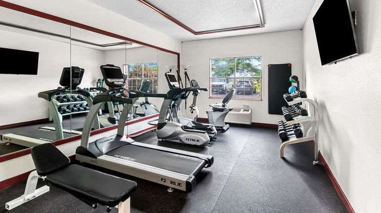 <b>Red Lion Hotel Portland Airport Health</b>. Images powered by <a href="https://iceportal.shijigroup.com/" title="IcePortal" target="_blank">IcePortal</a>.
