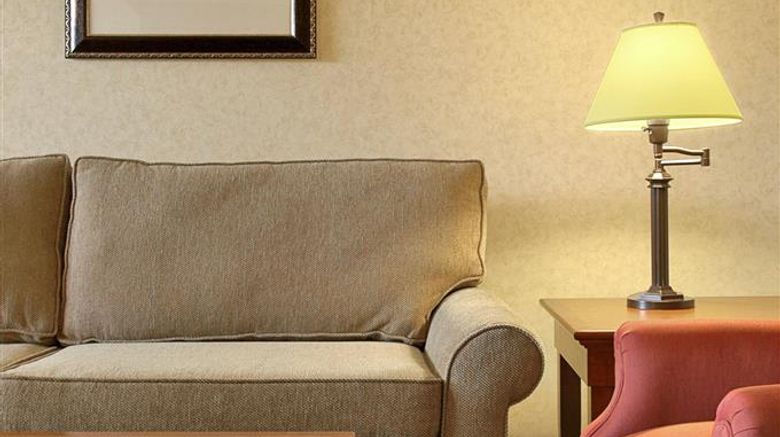 <b>Red Lion Hotel Coos Bay Suite</b>. Images powered by <a href="https://iceportal.shijigroup.com/" title="IcePortal" target="_blank">IcePortal</a>.