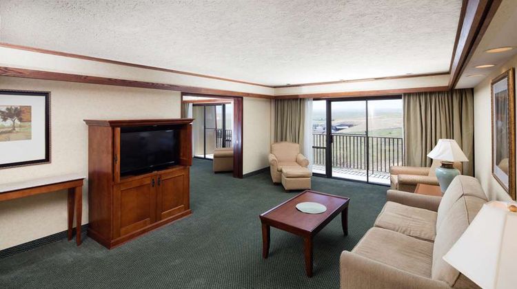 Red Lion Hotel Pendleton Suite