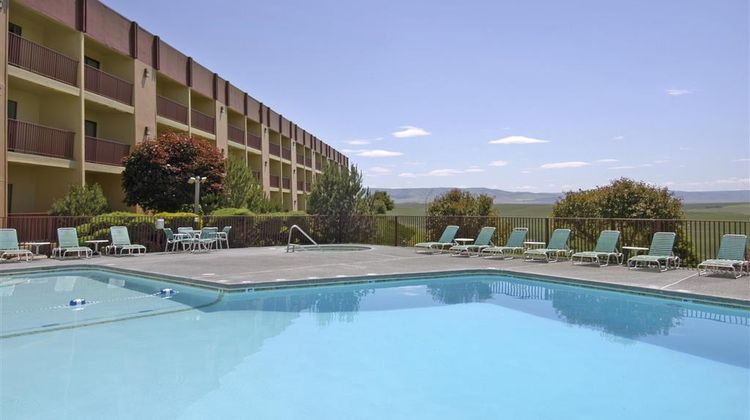 Red Lion Hotel Pendleton Pool