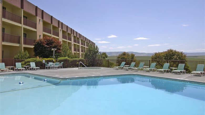 <b>Red Lion Hotel Pendleton Pool</b>. Images powered by <a href="https://iceportal.shijigroup.com/" title="IcePortal" target="_blank">IcePortal</a>.