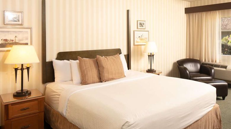 <b>Red Lion Hotel Bellevue Room</b>. Images powered by <a href="https://iceportal.shijigroup.com/" title="IcePortal" target="_blank">IcePortal</a>.