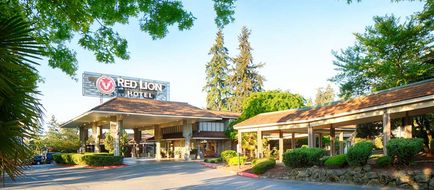 Red Lion Hotel Bellevue Exterior
