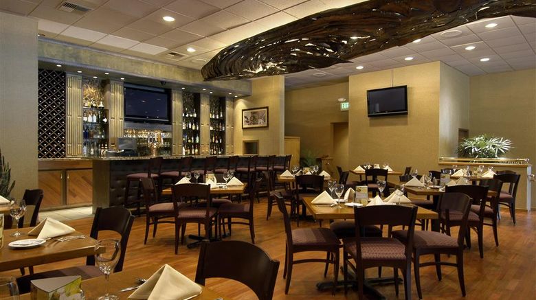 <b>Red Lion Hotel Bellevue Restaurant</b>. Images powered by <a href="https://iceportal.shijigroup.com/" title="IcePortal" target="_blank">IcePortal</a>.