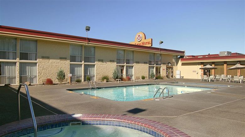 <b>Red Lion Hotel Kelso/Longview Pool</b>. Images powered by <a href="https://iceportal.shijigroup.com/" title="IcePortal" target="_blank">IcePortal</a>.