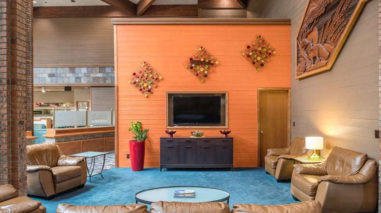 Red Lion Hotel Pasco Lobby