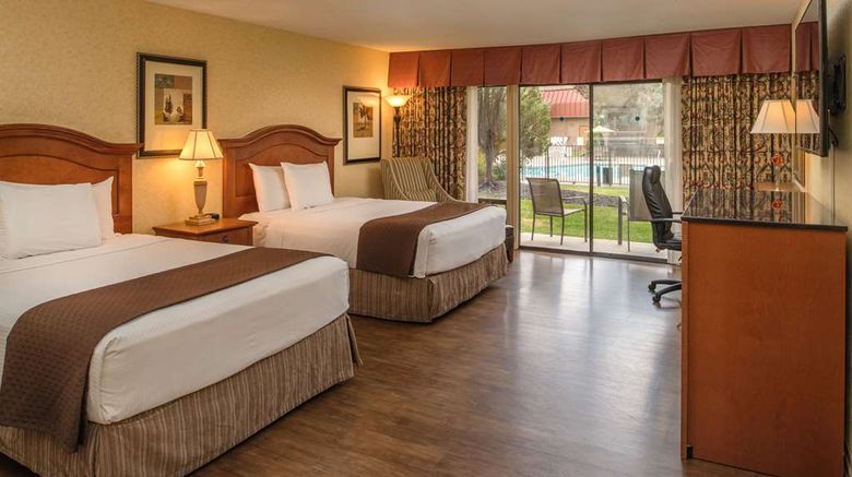 <b>Red Lion Hotel Pasco Room</b>. Images powered by <a href="https://iceportal.shijigroup.com/" title="IcePortal" target="_blank">IcePortal</a>.