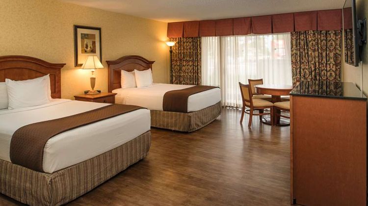 Red Lion Hotel Pasco Suite