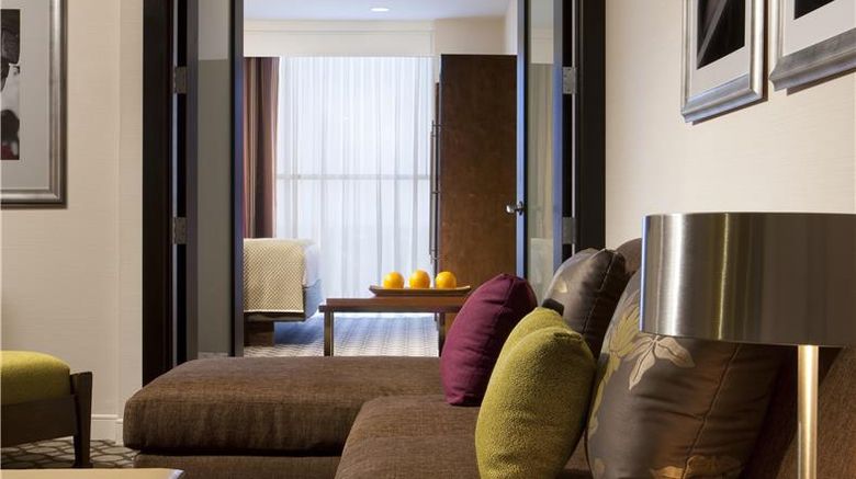 <b>Hyatt Regency Orange County Suite</b>. Images powered by <a href="https://iceportal.shijigroup.com/" title="IcePortal" target="_blank">IcePortal</a>.