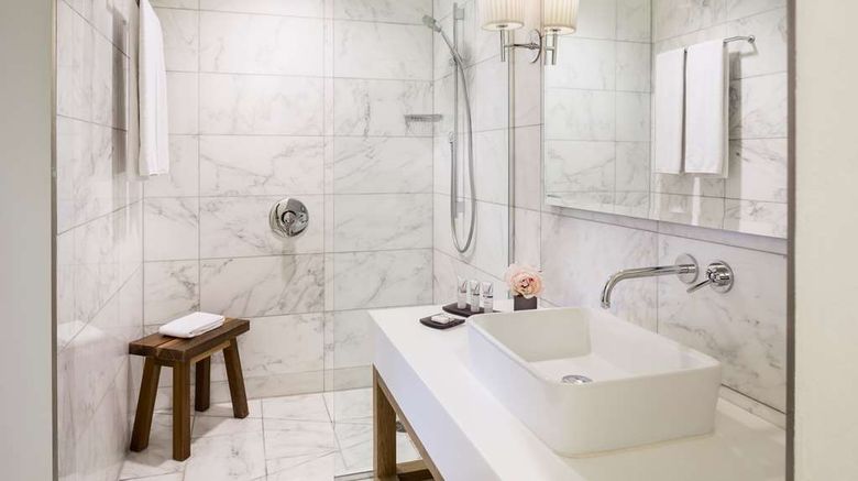 <b>ANdAZ Napa Room</b>. Images powered by <a href="https://iceportal.shijigroup.com/" title="IcePortal" target="_blank">IcePortal</a>.