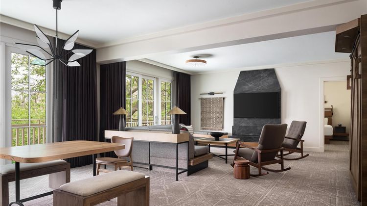 Hyatt Regency Lost Pines Resort & Spa Suite