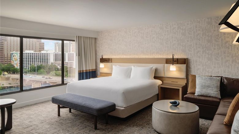 <b>Hyatt Regency Austin Suite</b>. Images powered by <a href="https://iceportal.shijigroup.com/" title="IcePortal" target="_blank">IcePortal</a>.