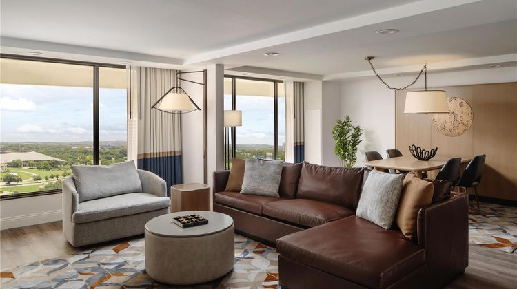 Hyatt Regency Austin Suite