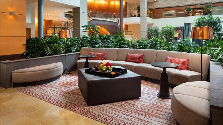 <b>Hyatt Regency Bellevue Lobby</b>. Images powered by <a href="https://iceportal.shijigroup.com/" title="IcePortal" target="_blank">IcePortal</a>.