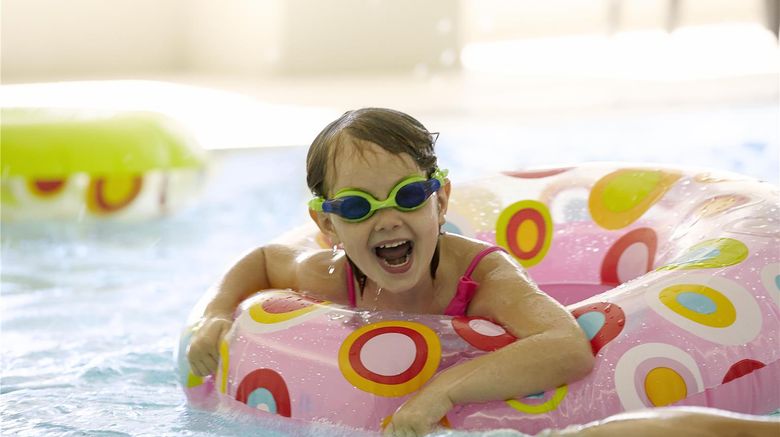 <b>Hyatt Regency Bellevue Pool</b>. Images powered by <a href="https://iceportal.shijigroup.com/" title="IcePortal" target="_blank">IcePortal</a>.