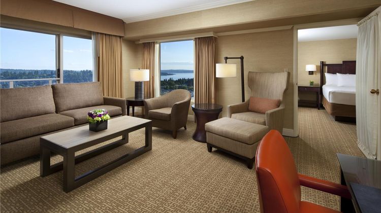 Hyatt Regency Bellevue Suite