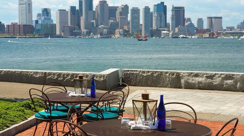 <b>Hyatt Regency Boston Harbor Restaurant</b>. Images powered by <a href="https://iceportal.shijigroup.com/" title="IcePortal" target="_blank">IcePortal</a>.