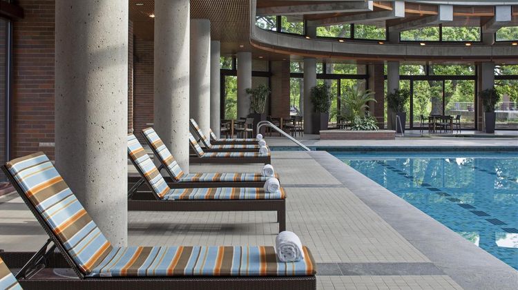 The Hyatt Lodge At Oak Brook Pool