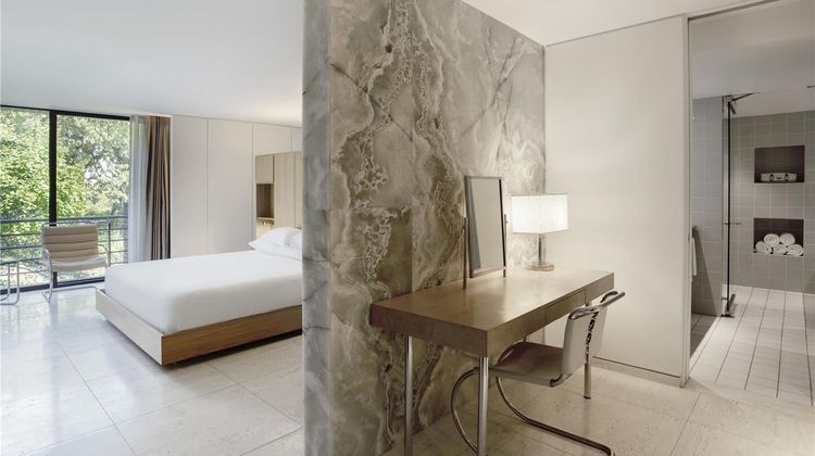 The Hyatt Lodge At Oak Brook Suite