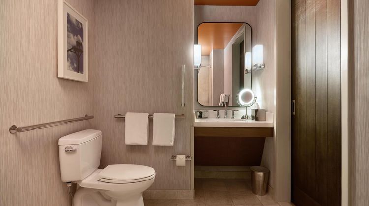 Hyatt Centric Chicago Magnificent Mile Room