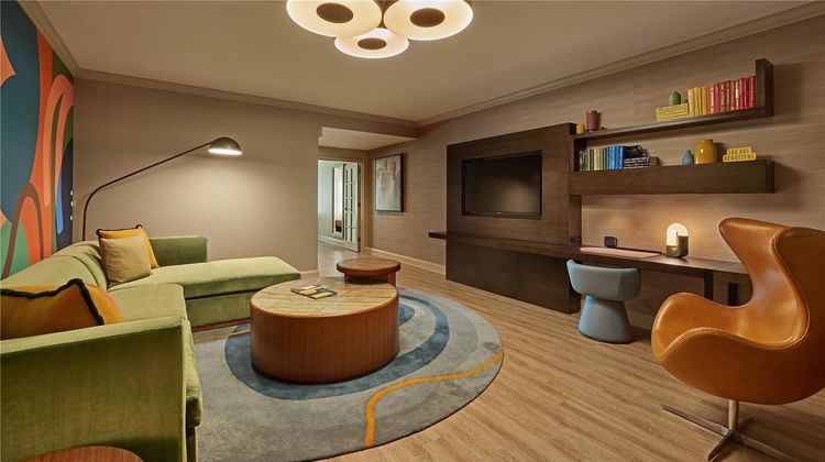 Hyatt Centric Chicago Magnificent Mile Suite