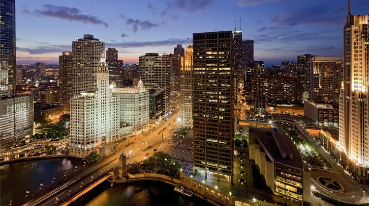 Hyatt Regency Chicago Exterior
