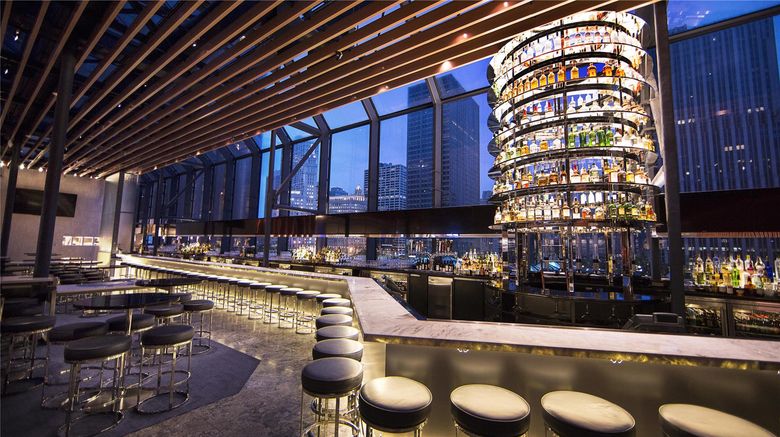<b>Hyatt Regency Chicago Restaurant</b>. Images powered by <a href="https://iceportal.shijigroup.com/" title="IcePortal" target="_blank">IcePortal</a>.