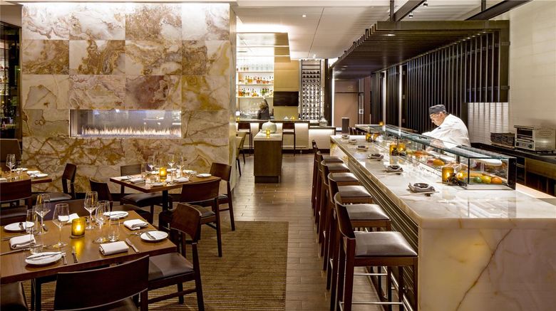 <b>Hyatt Regency Chicago Restaurant</b>. Images powered by <a href="https://iceportal.shijigroup.com/" title="IcePortal" target="_blank">IcePortal</a>.