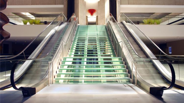 Hyatt Regency O'Hare Lobby