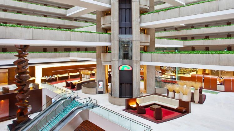 Hyatt Regency O'Hare Lobby