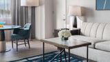 Hyatt Regency O'Hare Suite