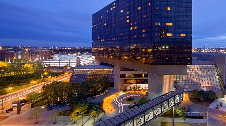 <b>Hyatt Regency Columbus Exterior</b>. Images powered by <a href="https://iceportal.shijigroup.com/" title="IcePortal" target="_blank">IcePortal</a>.