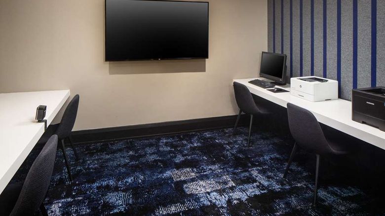 <b>Hyatt Regency Columbus Lobby</b>. Images powered by <a href="https://iceportal.shijigroup.com/" title="IcePortal" target="_blank">IcePortal</a>.