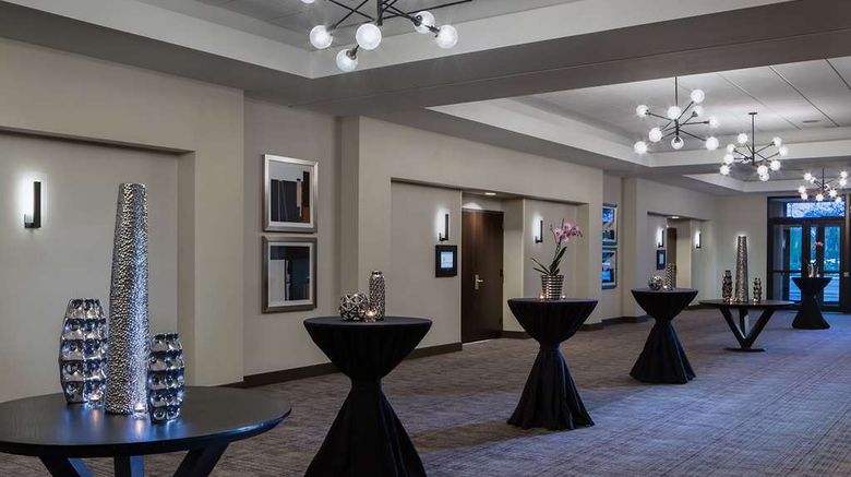 <b>Hyatt Regency Deerfield Ballroom</b>. Images powered by <a href="https://iceportal.shijigroup.com/" title="IcePortal" target="_blank">IcePortal</a>.