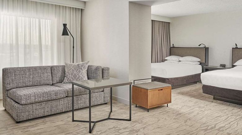 <b>Hyatt Regency Deerfield Room</b>. Images powered by <a href="https://iceportal.shijigroup.com/" title="IcePortal" target="_blank">IcePortal</a>.