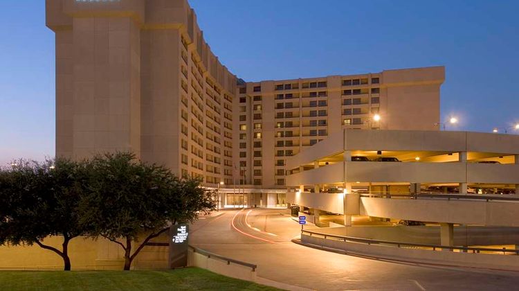 Hyatt Regency DFW International Airport Exterior