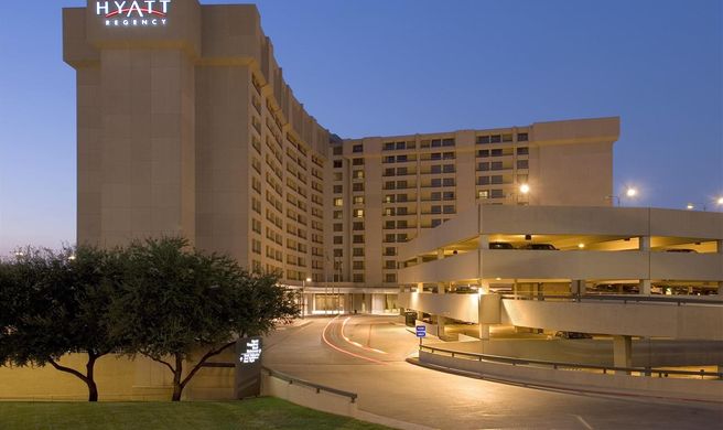 Hyatt Regency DFW International Airport Exterior
