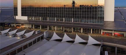 Grand Hyatt DFW Exterior