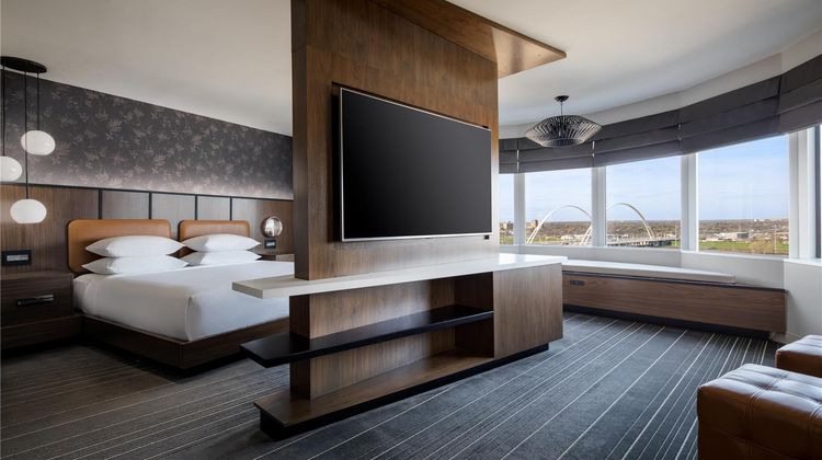 Hyatt Regency Dallas Suite