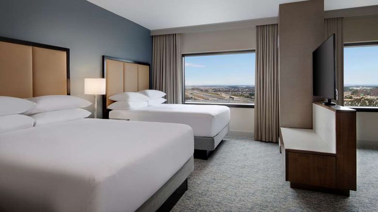 <b>Hyatt Regency Dulles Room</b>. Images powered by <a href="https://iceportal.shijigroup.com/" title="IcePortal" target="_blank">IcePortal</a>.