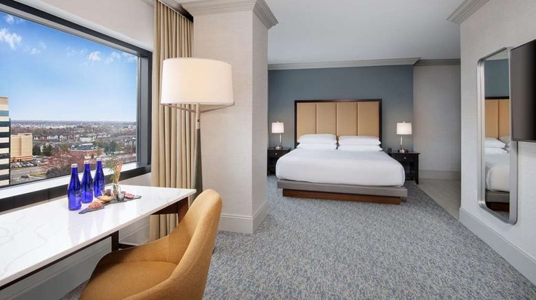 <b>Hyatt Regency Dulles Suite</b>. Images powered by <a href="https://iceportal.shijigroup.com/" title="IcePortal" target="_blank">IcePortal</a>.