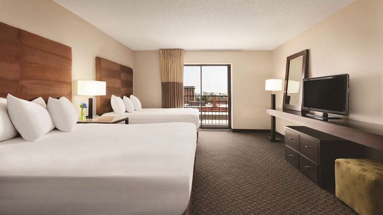 Hyatt Regency Green Bay Exterior. Images powered by <a href="https://iceportal.shijigroup.com" target="_blank" rel="noopener">Ice Portal</a>.