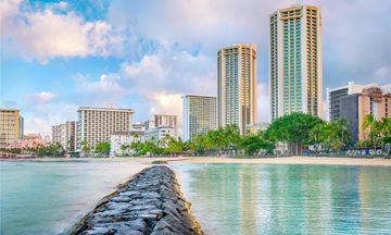 Hyatt Regency Waikiki Beach Resort & Spa