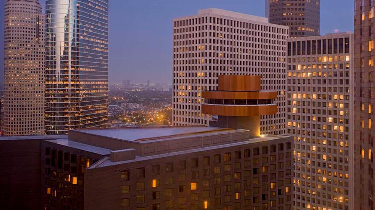 Hyatt Regency Houston Exterior